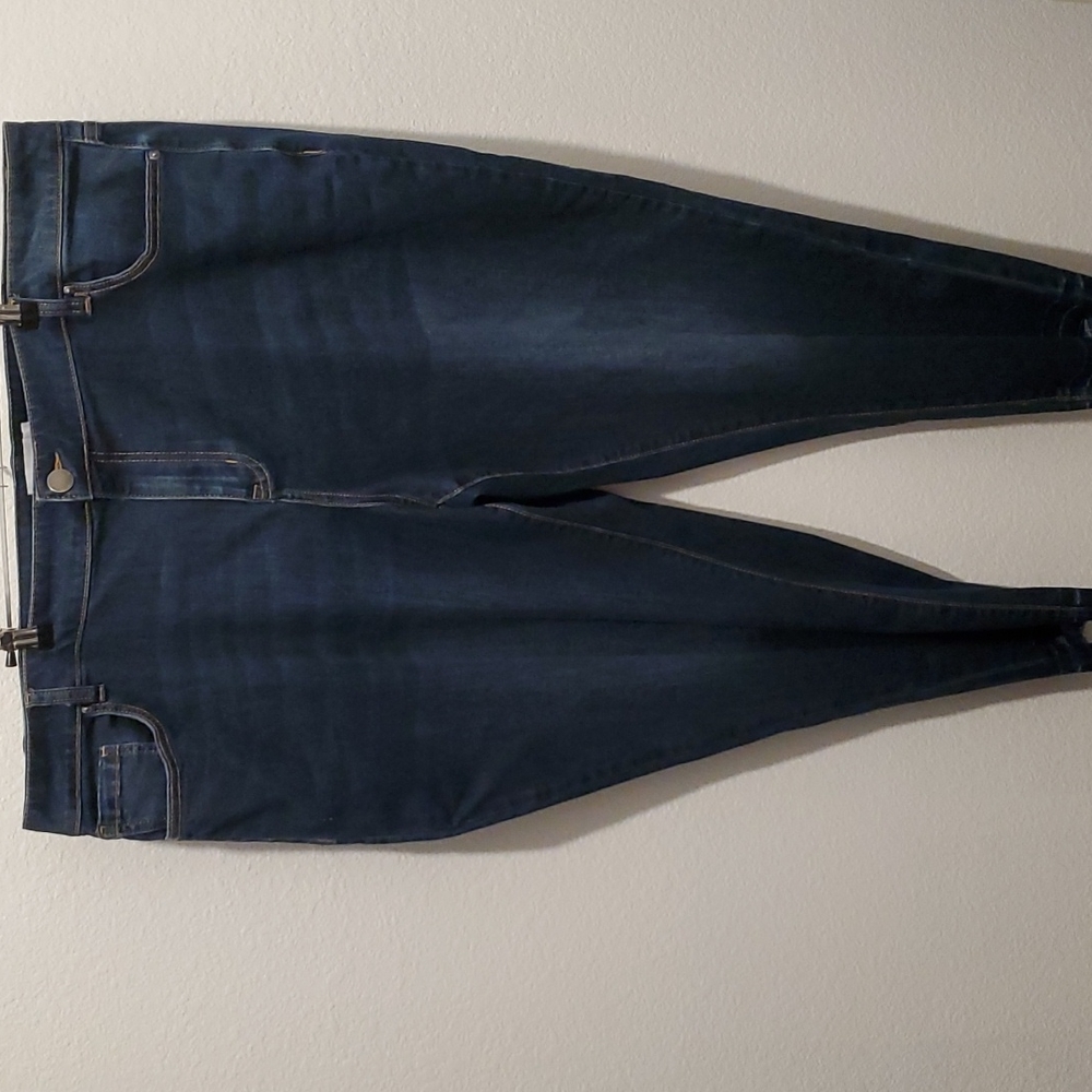 Lane Bryant mid-rise boyfriend capri 20